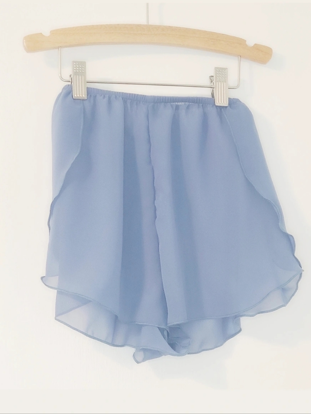 NEW Jule Dancwear Shortie Shorts
